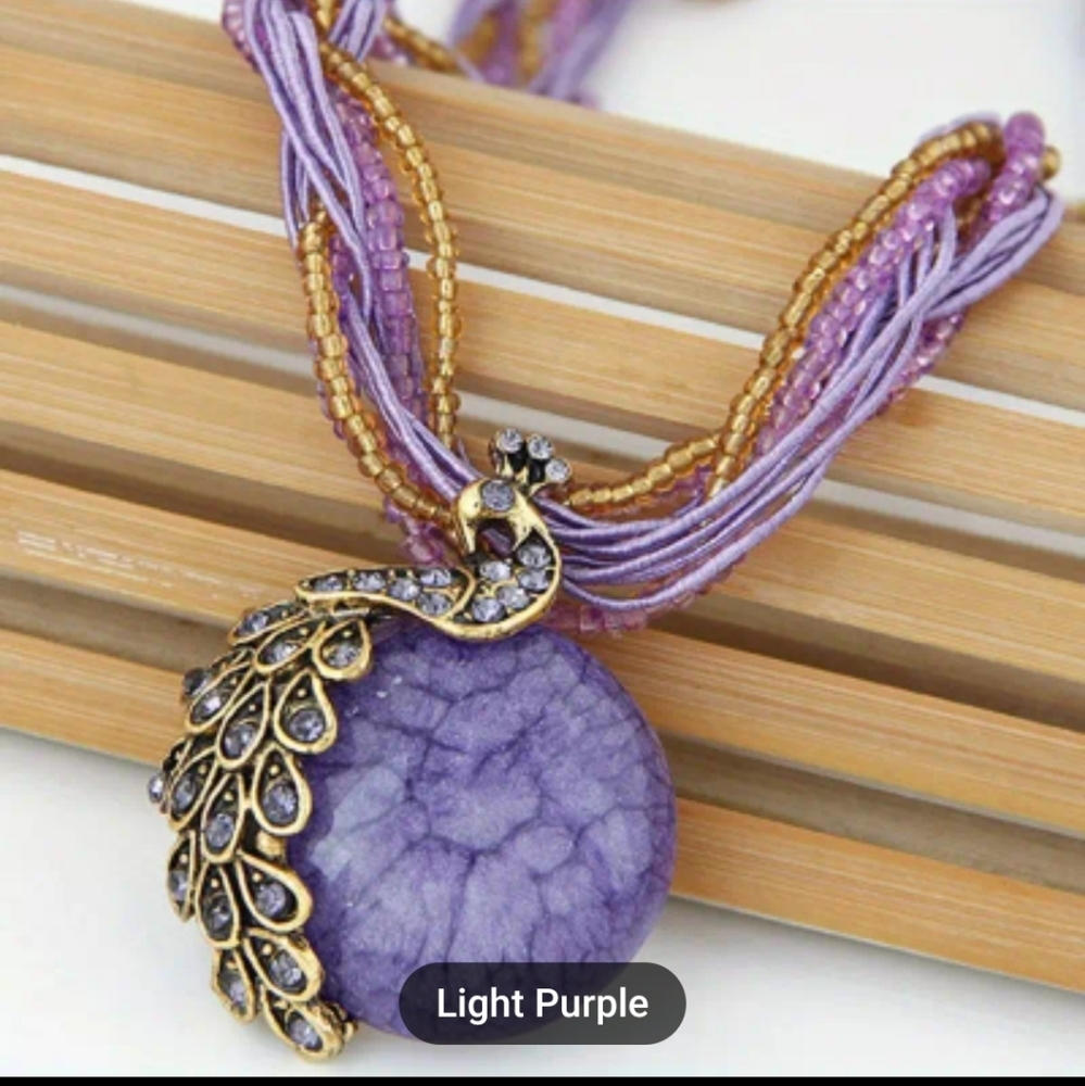 Gorgeous Bohemian Peacock Gemstone Pendant Necklace - A Retro Ethnic Style State